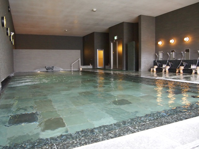 /resort/board/%E9%A6%99%E6%A5%BD%E5%A4%A7%E6%B5%B4%E5%A0%B4%E5%A5%B3%E6%80%A7.JPG