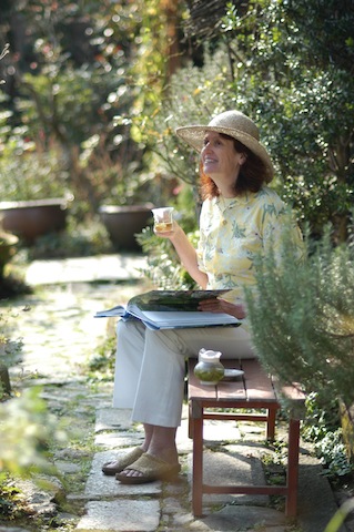 /resort/board/Tea%20%26%20Book.JPG