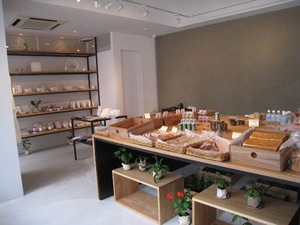 ラリュっシュ栄 003.jpg