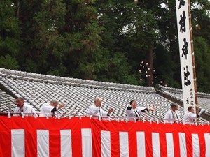 餅撒き.JPG